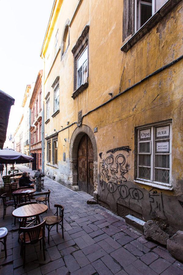 Біля Дзиги Сучасна Квартира На Вулиці Вірменській 35 Lviv Exterior photo