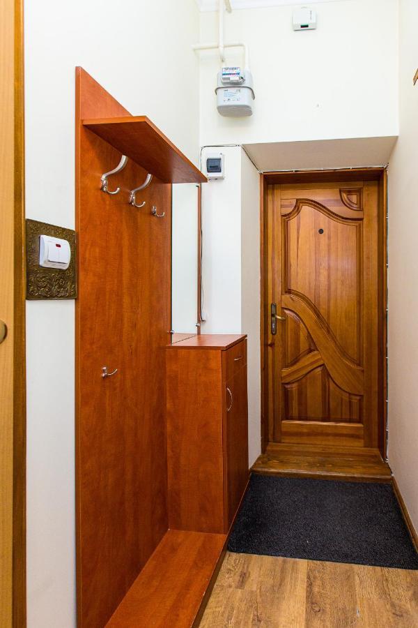 Біля Дзиги Сучасна Квартира На Вулиці Вірменській 35 Lviv Exterior photo